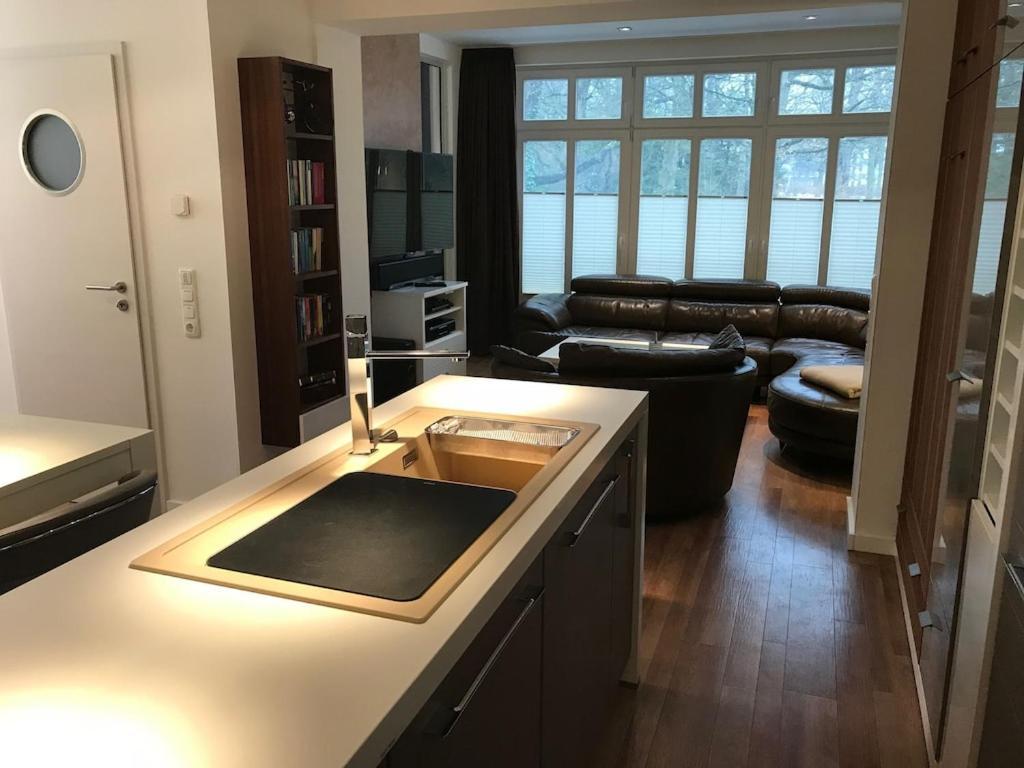 Exclusive Fewo In Warnemuende, 150M To The Beach, 2 Bathrooms, 2 Bedrooms, Sauna, Wifi And Much More. ロストック エクステリア 写真