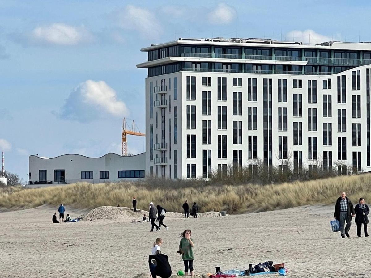 Exclusive Fewo In Warnemuende, 150M To The Beach, 2 Bathrooms, 2 Bedrooms, Sauna, Wifi And Much More. ロストック エクステリア 写真